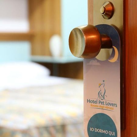 Hotel Marina Розето-дельи-Абруцци Экстерьер фото