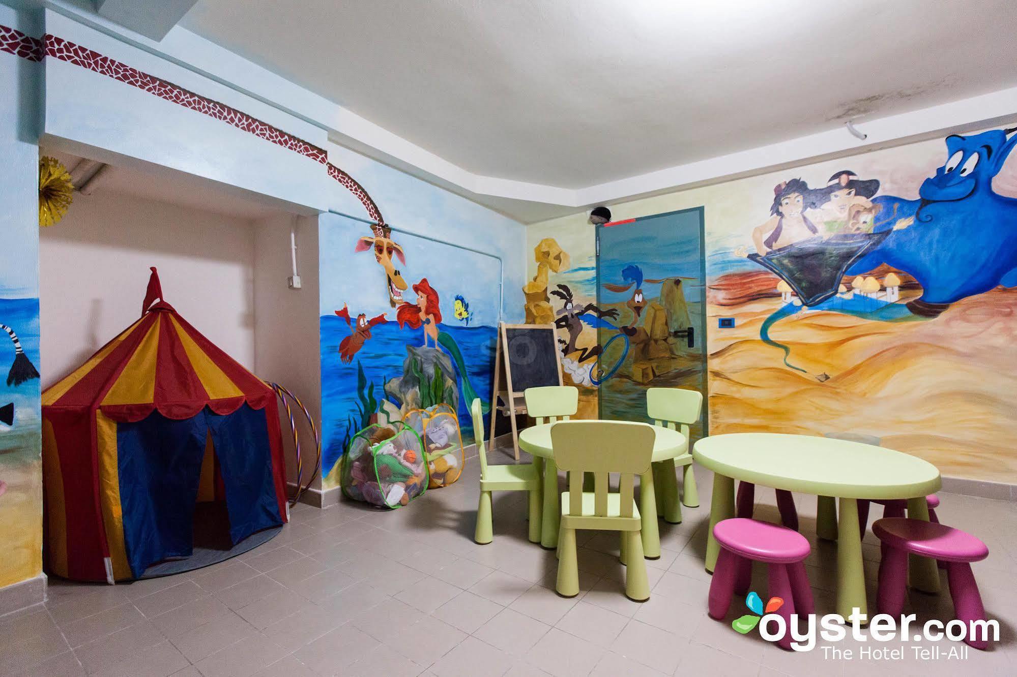 Hotel Marina Розето-дельи-Абруцци Экстерьер фото